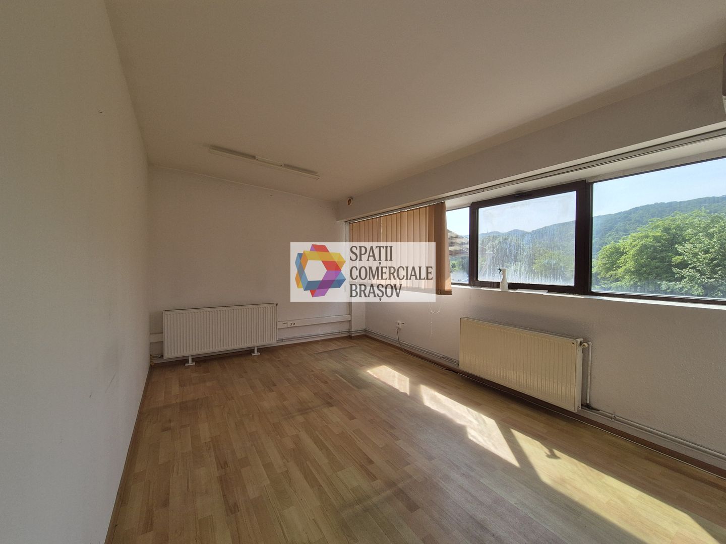 Hala de inchiriat Brașov - 912 mp #plus-imo.ro - Poză 6
