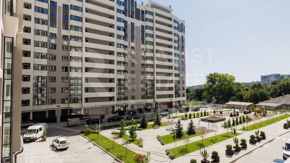 Vânzare, apartament, o cameră, str. Vasile Lupu, Buiucani - Poză 1