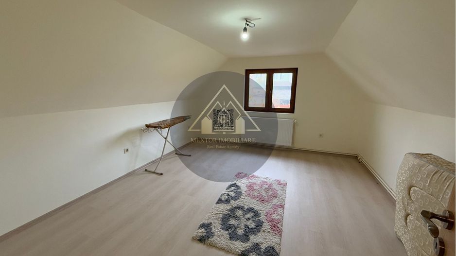 Casă nou construită în Centrul vechi Medias - Poză 14