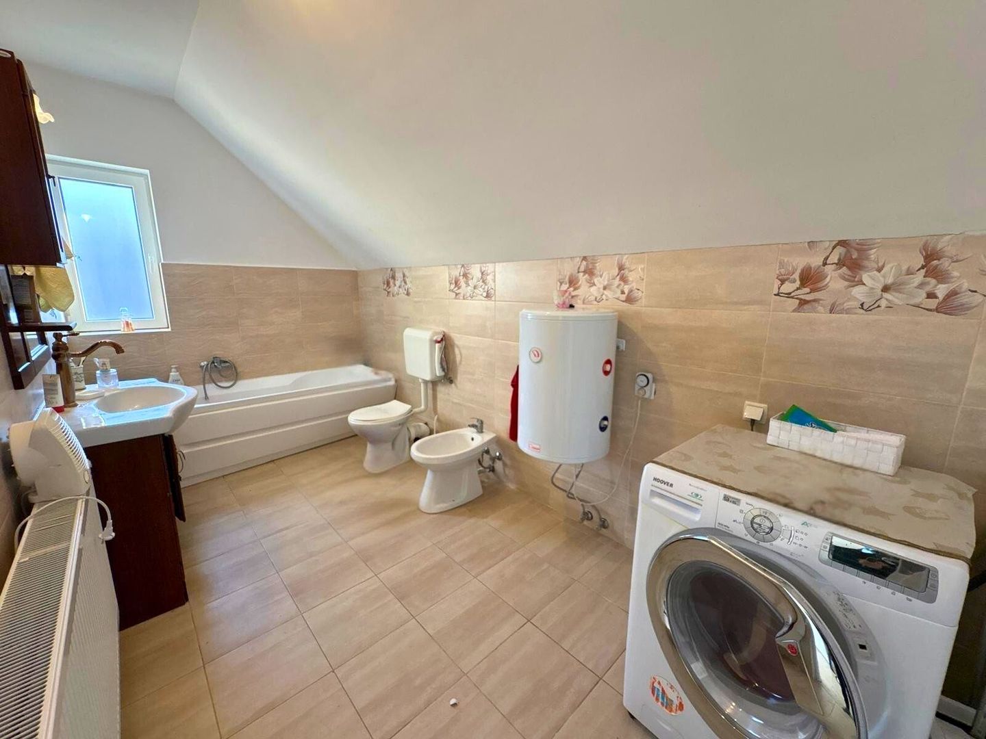 Casa cu 4 camere 123 M² utili + 500 M² teren Sfantu Gheorghe - Poză 12