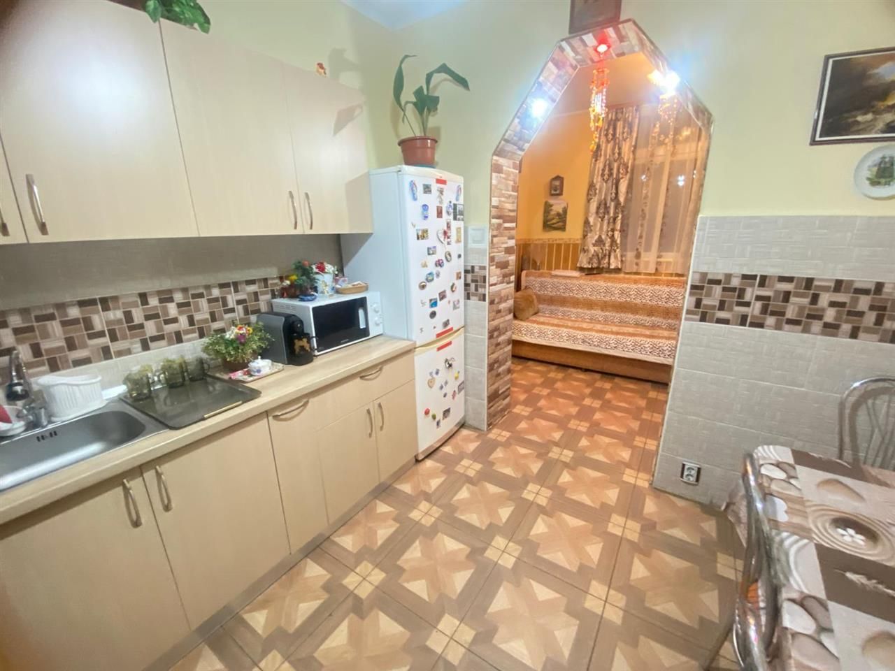 Casuta individuala p+m CENTRALA PROPRIE terasa curte comuna - Poză 1