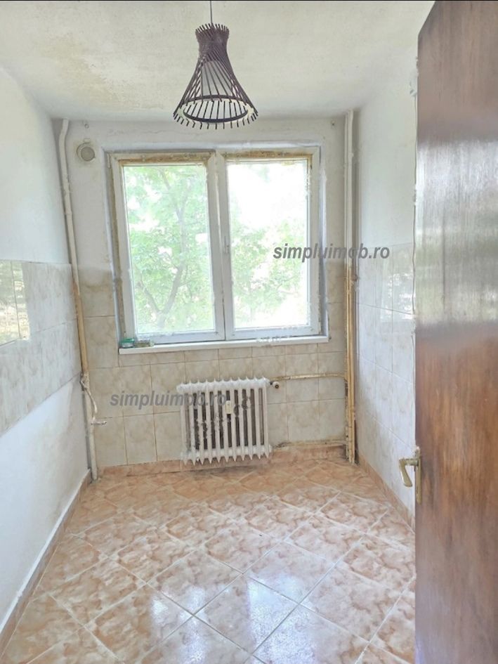 Proprietar, vand ap. 3 camere semidecomandat, Gorjului, et. 3 9 - Poză 6