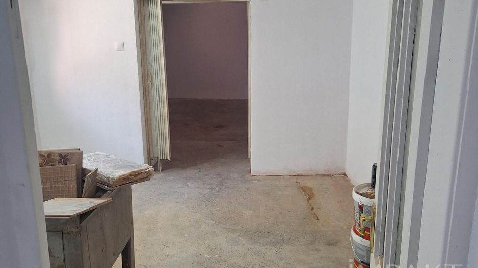 Spațiu comercial 50 mp de închiriat | Gruia | 3 încăperi - Poză 3