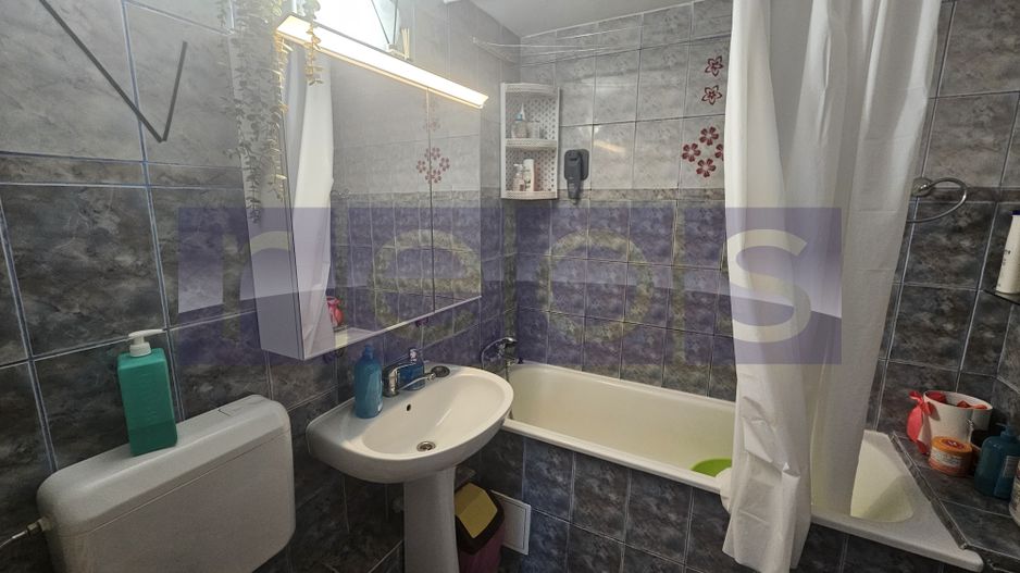 DE VANZARE AP 3 CAMERE 67MP SEBASTIAN MALL VULCAN| DECOMANDAT |PARCARE - Poză 4