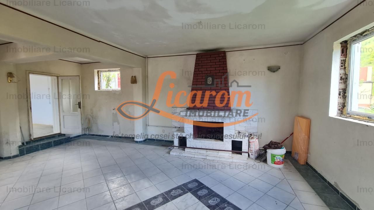 Vila P+E+Pod in Codlea zona cu aer curat,teren 1050 mp - Poză 16