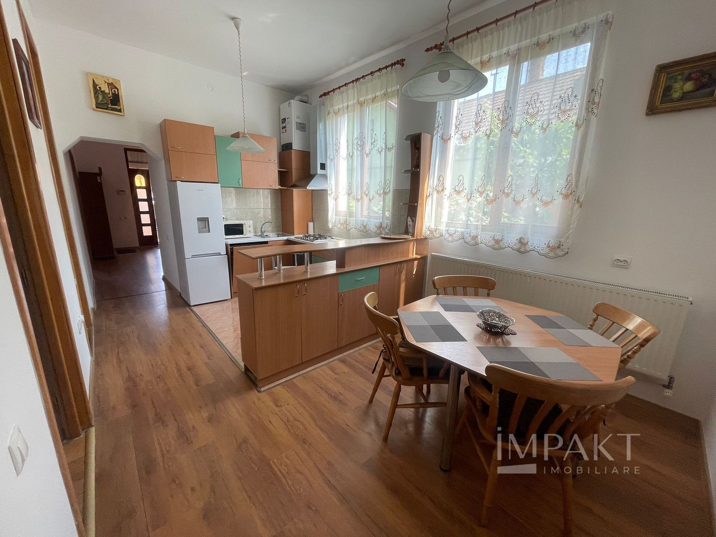 Casa moderna cu 3 camere in cartierul Marasti. - Poză 4