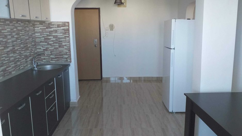 2 camere decomandat renovat complet, 5 minute metrou Costin Georgian - Poză 4