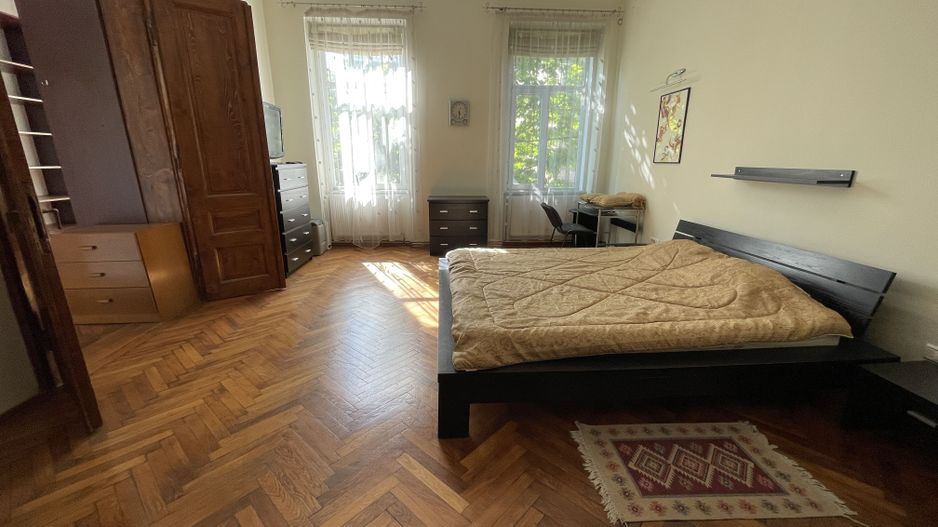 Apartament  spatios de vanzare intr-o cladire istorica - Poză 13