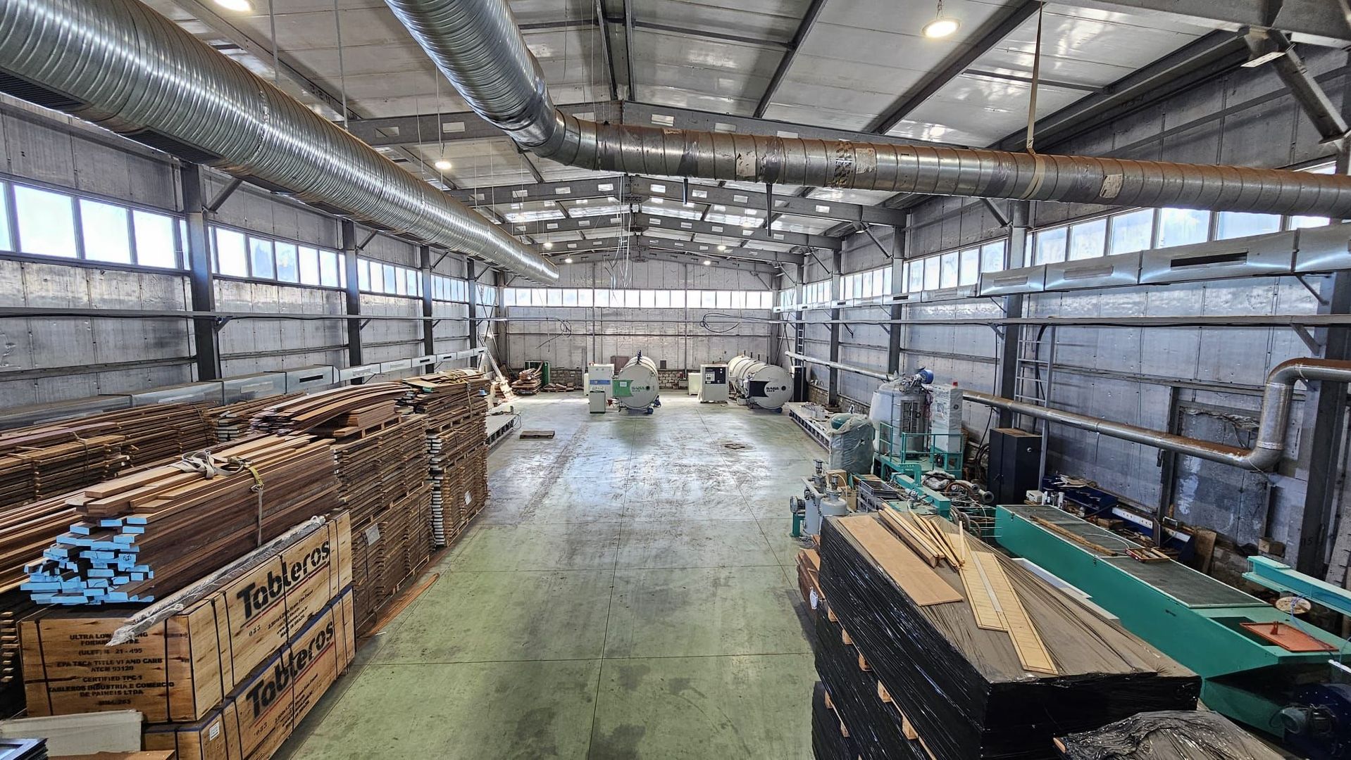 Hală industrială / Depozit în ZEL Chișinău de vânzare - Poză 1