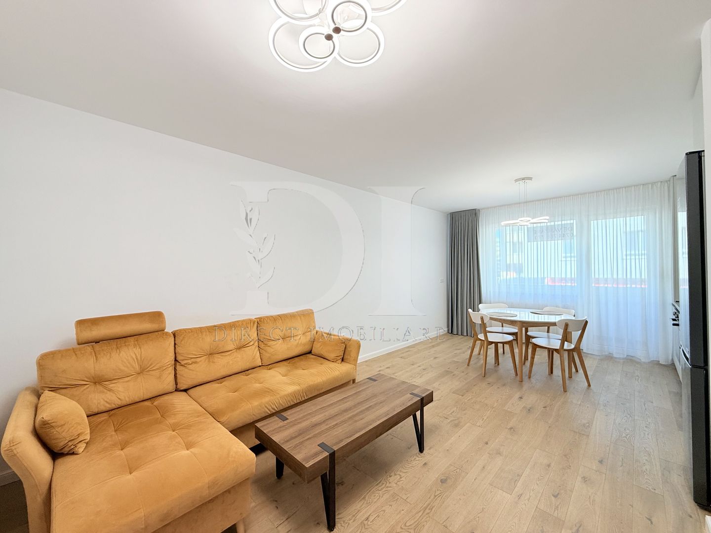 Apartament la cheie / etaj intermediar / Zona Eroilor - Poză 3
