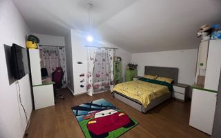 Casă spațioasă cu piscină, de vânzare în Simeria - Poză 25