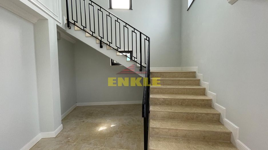 De închiriat: 2 spații comerciale moderne, 80 mp fiecare. - Poză 4