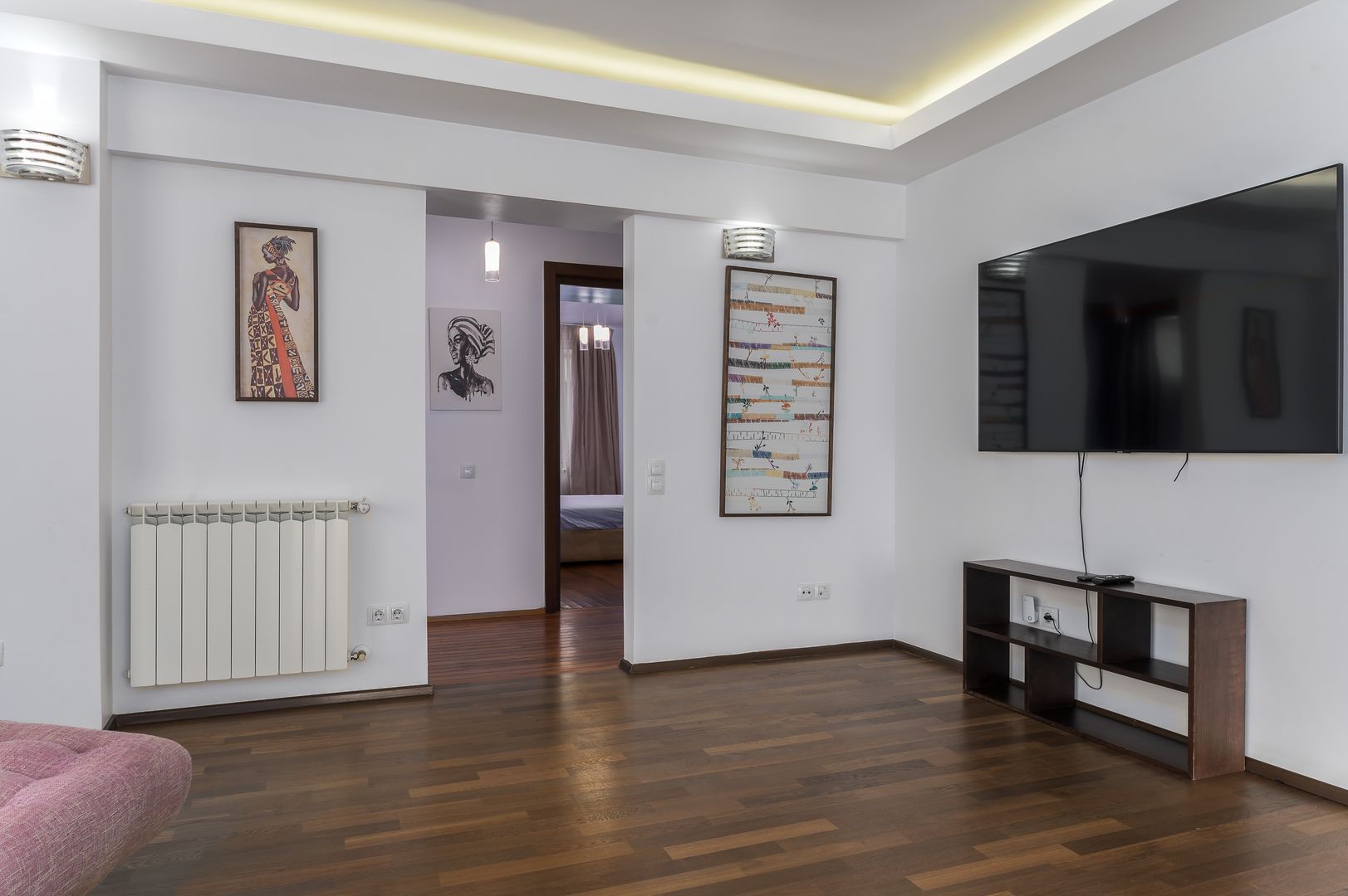 4 camere| semineu| piscina interioara | sauna | sala de sport| parcare - Poză 6