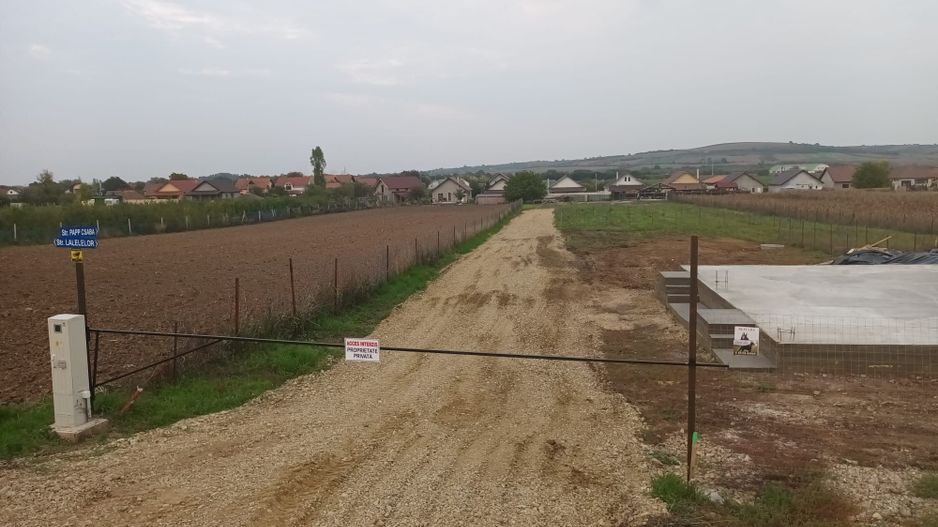 Parcela casa-Biharia, 500 mp,utilitati.Pret 25900 euro neg, comision 0 - Poză 2