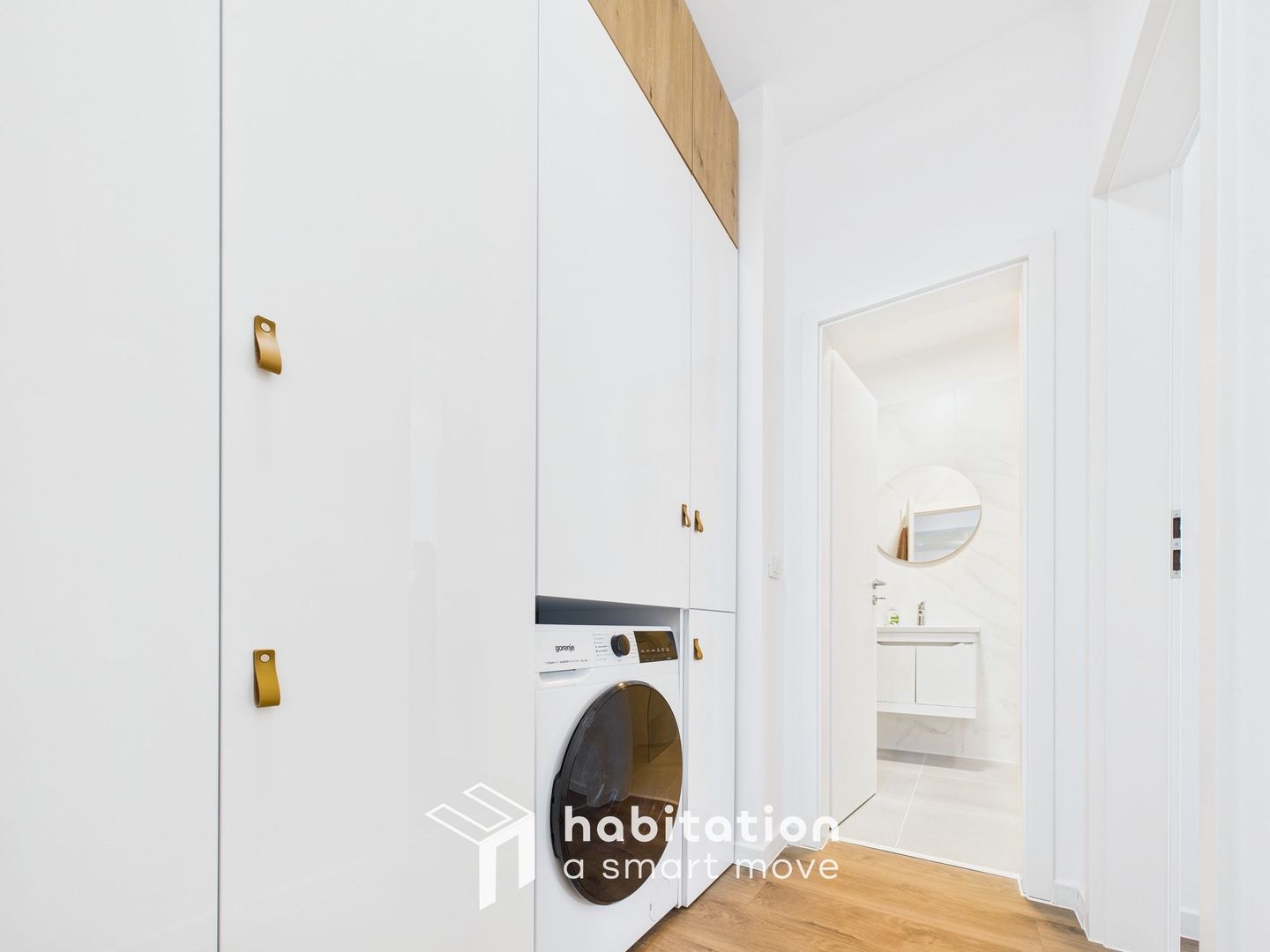 Apartament premium de închiriat la City of Mara - trei camere - Poză 12