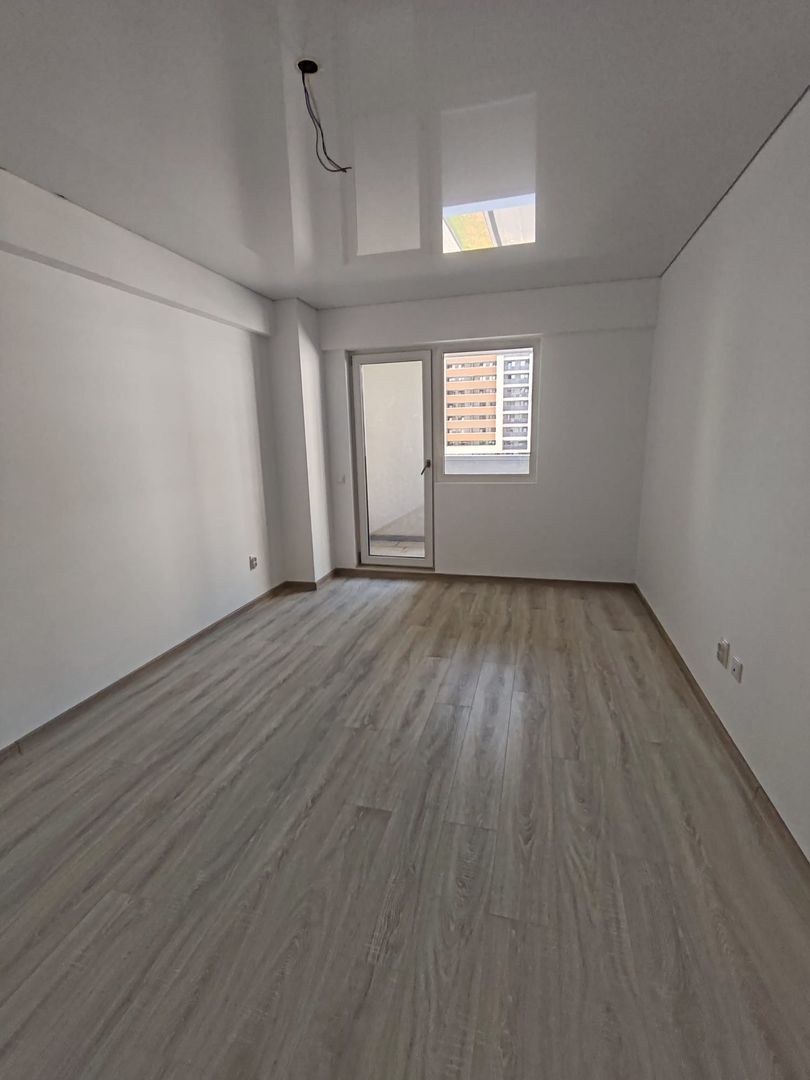 Apartament NOU 3 camere 89 mp Copou 145000 euro tva inclus - Poză 6