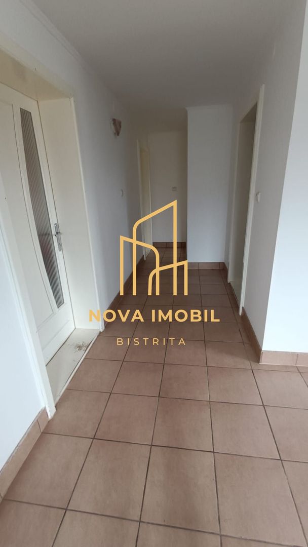 Casa cu spatiu comercial Chintelnic - Poză 7