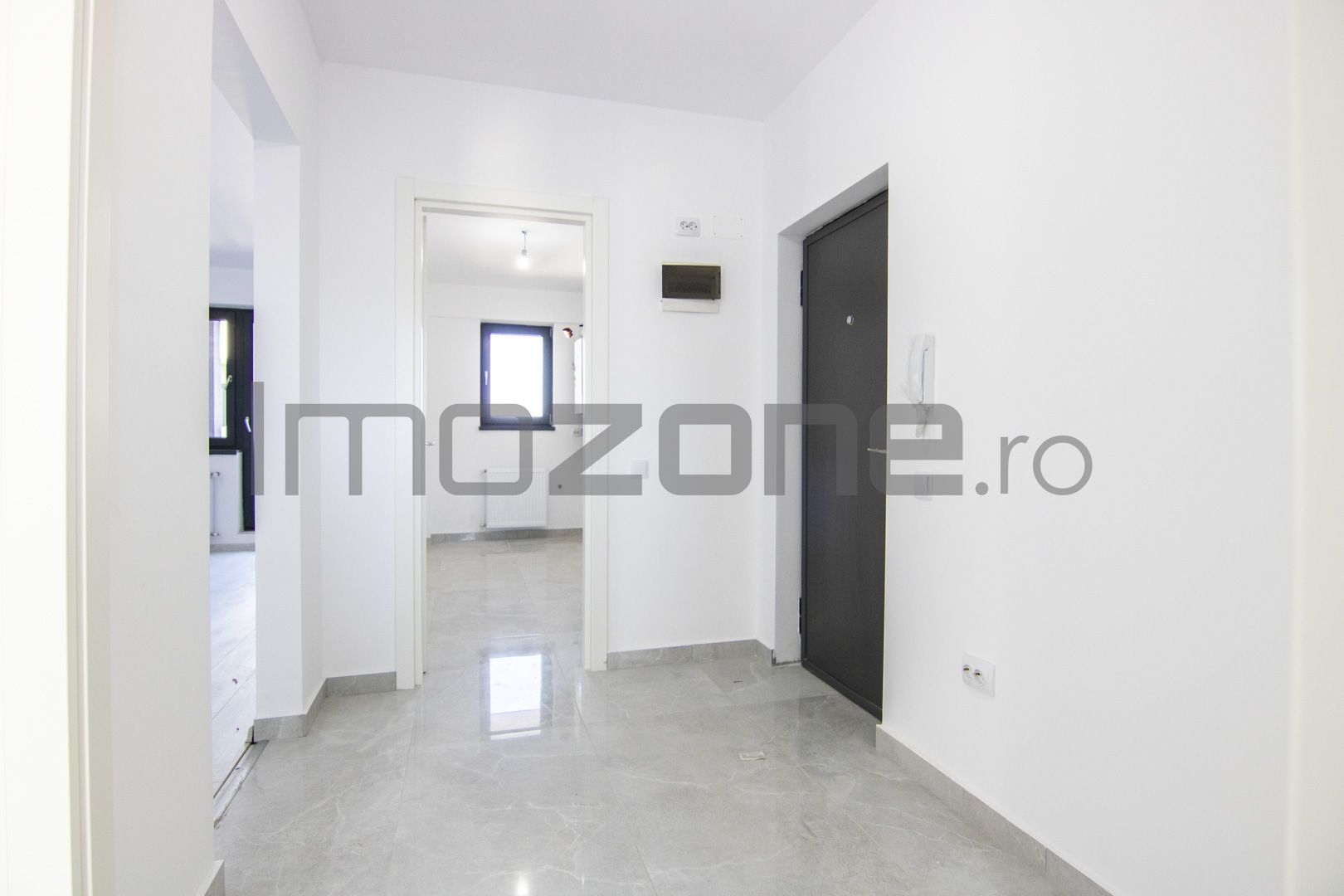 2 camere, suprafata de 58 mp, decomandat, BLOC NOU - Poză 1