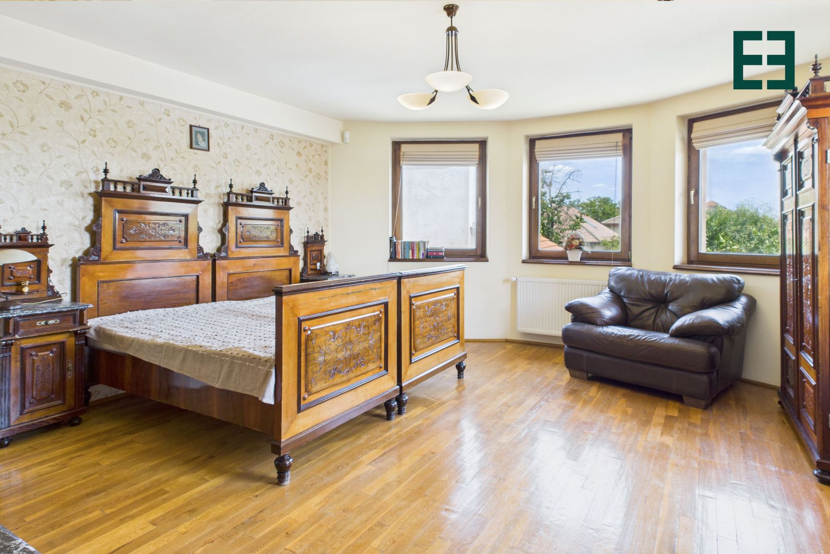 Vilă cu 6 camere - Zona Subcetate - Arad - Poză 19