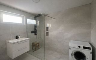 🏡 Casă modernă cu 15 ari teren | Zonă liniștită | Vicov de Sus - Poză 13