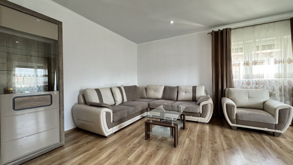 COMISION 0% | Apartament Decomandat 2 Camere | Giroc | Etaj 1 | 60 mp - Poză 2