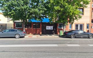 Spatiu comercial/industrial stradal bd Eroilor 96B,  Voluntari -300 mp - Poză 1