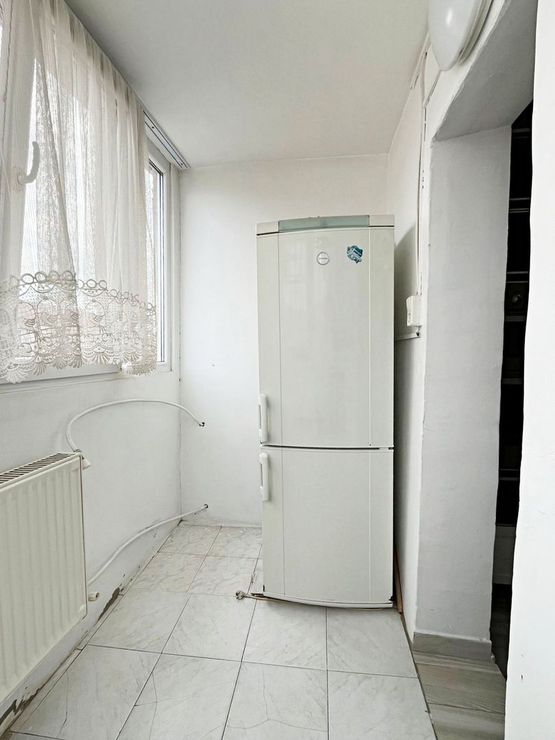 Apartament cu 3 camere la casa de inchiriat zona Decebal, Oradea - Poză 6