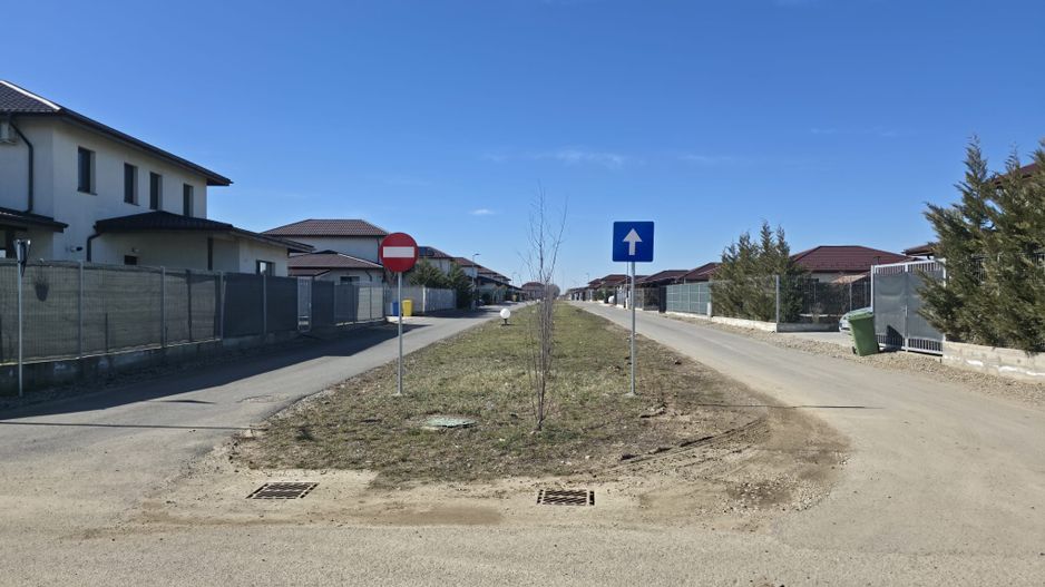 Casa in regim P+1ER de vanzare in Baltoesti - Poză 5