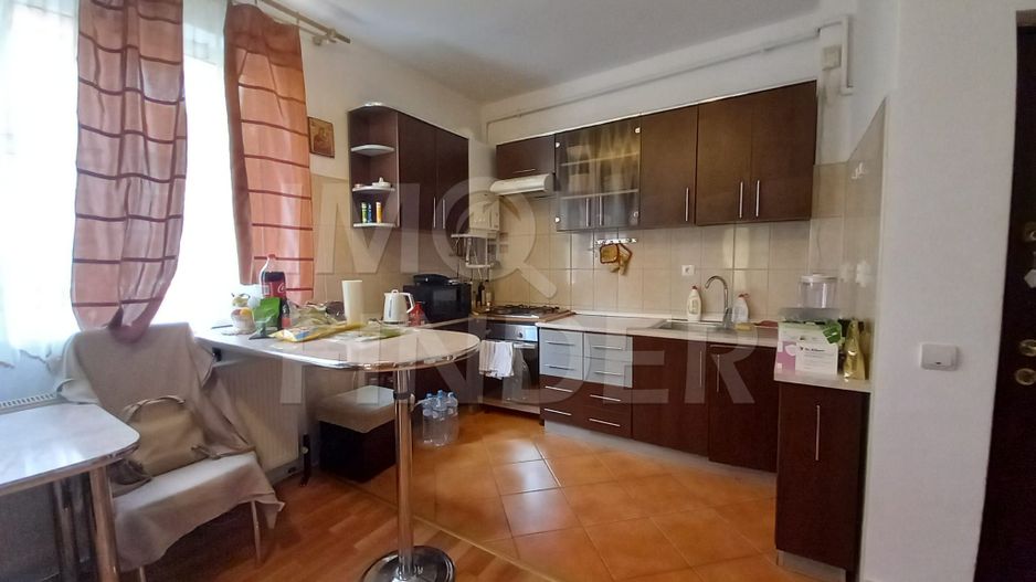 Apartament Decomandat 2 camere  Buna Ziua - Poză 1