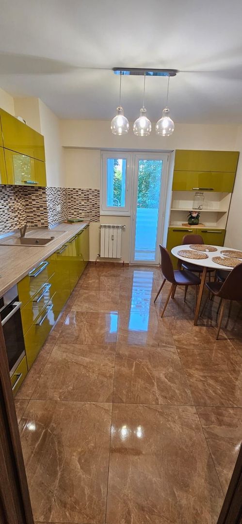 Închiriez apartament 2 camere modern, Piața Muncii, metrou 3minute - Poză 3