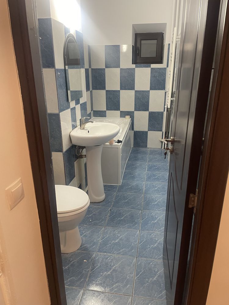De Închiriat Garsoniera 42 mp decomandata, vis-a-vis Mall Vitan - Poză 5