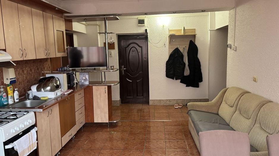 BRASADAS vinde ap 2 cam etaj 3/4 Micro 17 Indep. - Poză 3