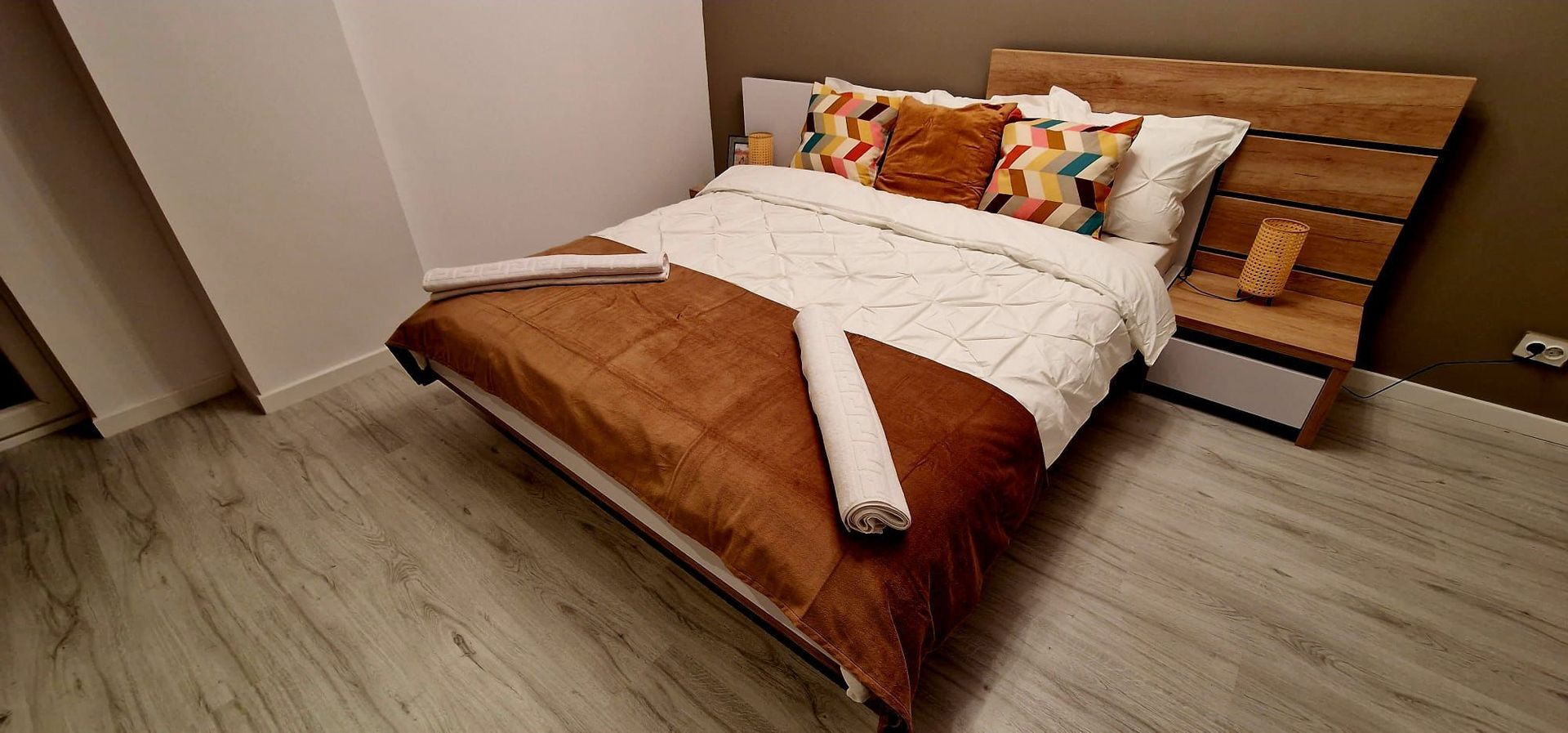 AP 2 CAMERE NEW CONFORT - 88 MP, PET-FRIENDLY, PARCARE, METROU 5 MIN - Poză 6