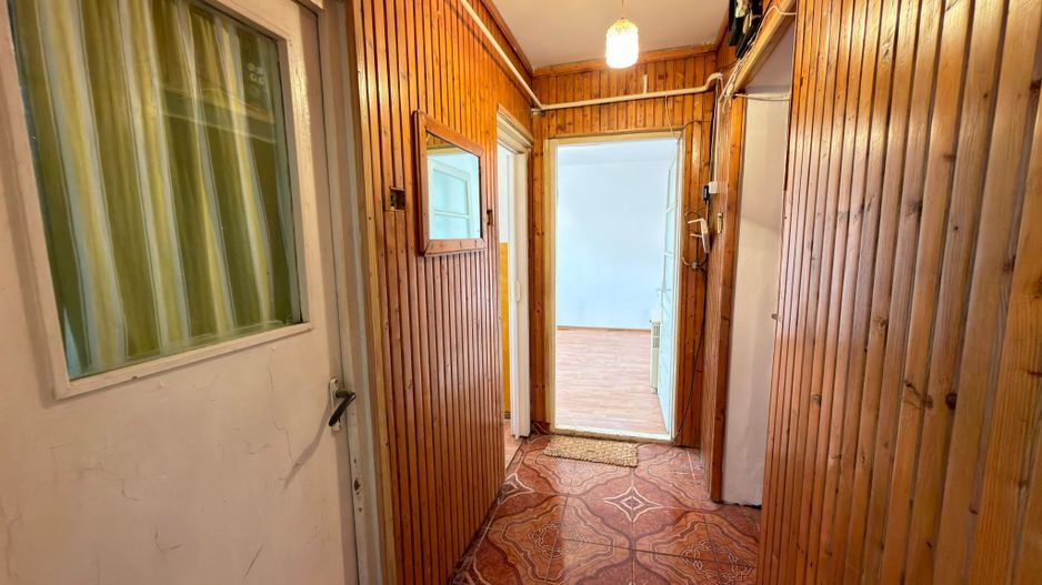 Apartament 2 camere decomandat Parter - Str. Ignișului 12 - Carei - Poză 8