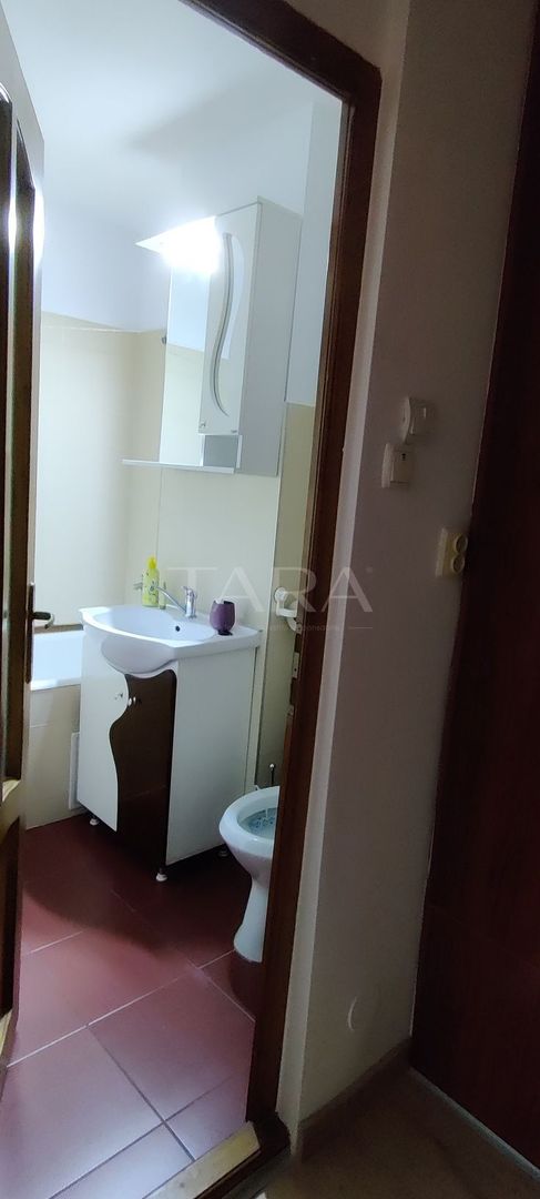 Apartament spațios cu 4 camere, zona Kaufland - Poză 6