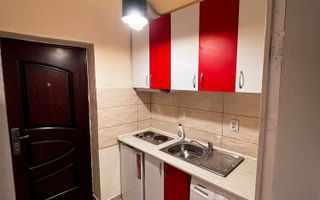 Garsonieră mobilată și utilată complet, zonă centrală, Iași - Poză 4