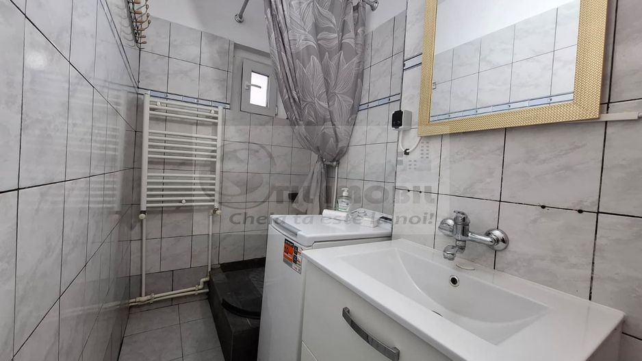 Liber, apartament 2 camere decomandat, 55 mp, Cug la bulevard - Poză 12