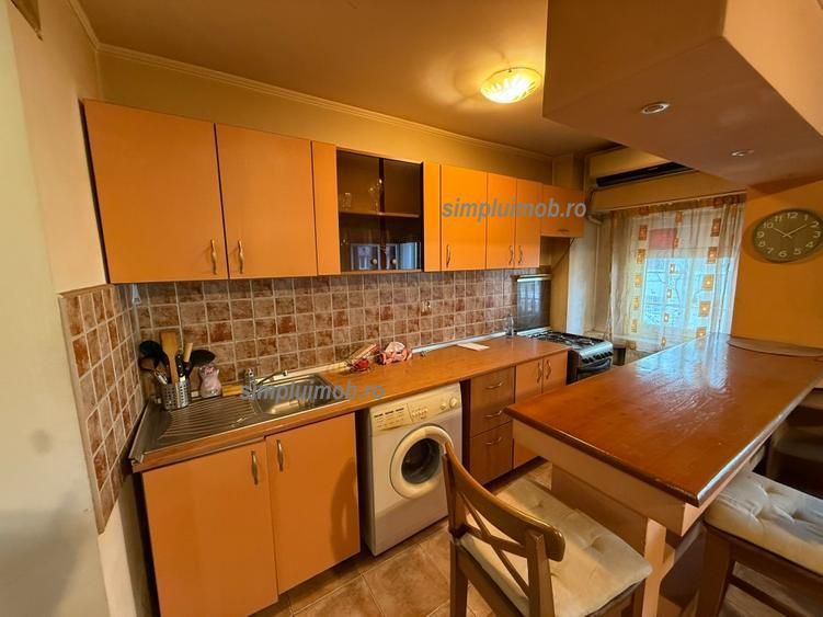 Garsoniera Spatioasa Utilata Mobilata Dristor Baba Novac - Poză 7