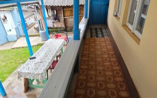 Casă tradițională în localitatea CĂLUGĂRENI - BÎRZEȘTI, la 17 km de Vaslui; - Poză 9