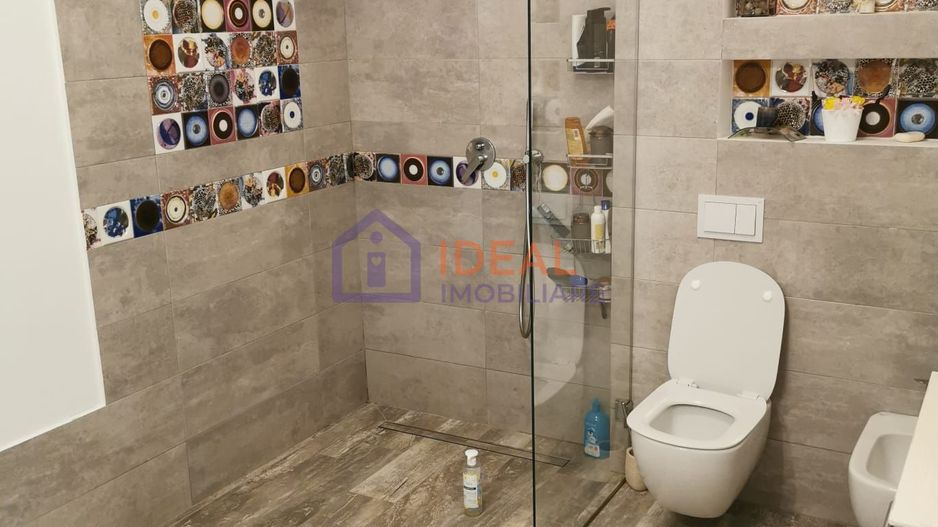 Vila cu 4 camere si teren de 700 mp, in Gusterita - Poză 18