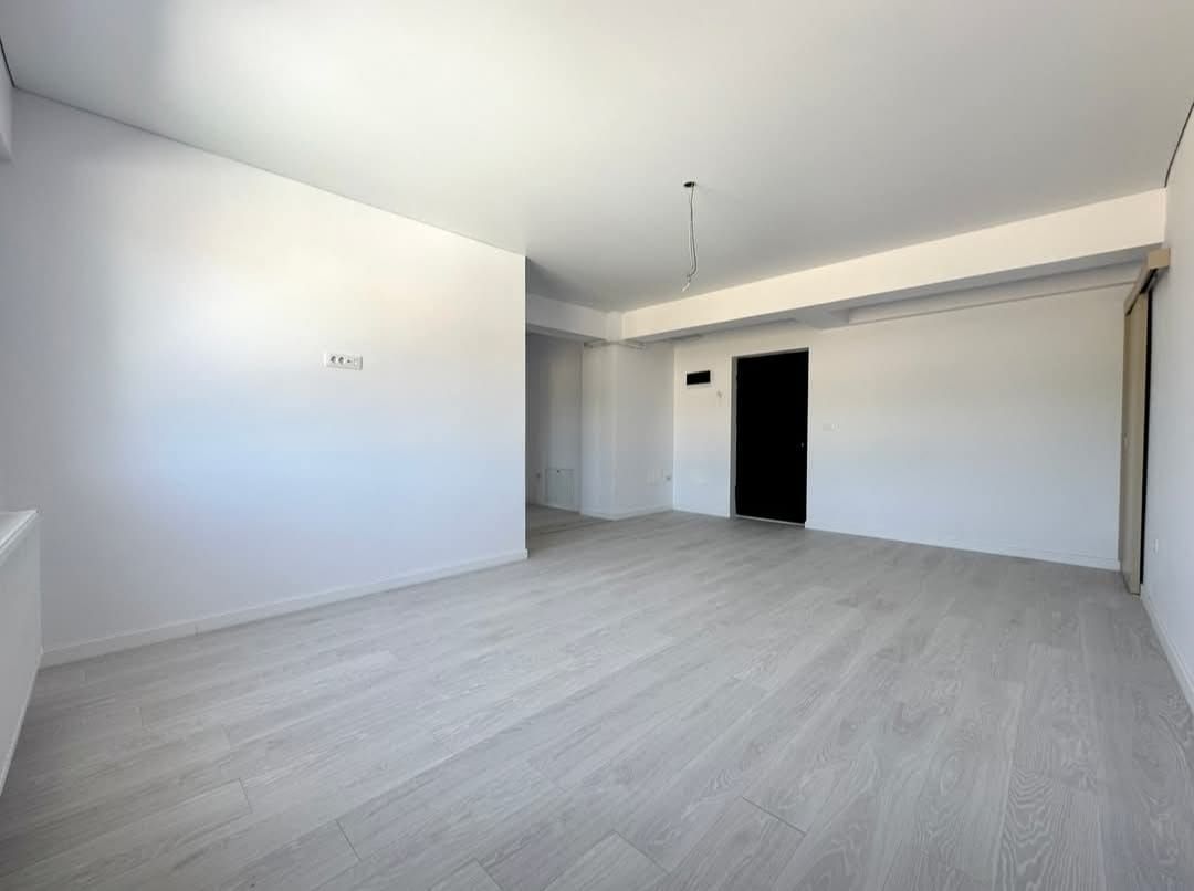 Apartament 1 camera NOU 35 mp Bucium Visan - Poză 1