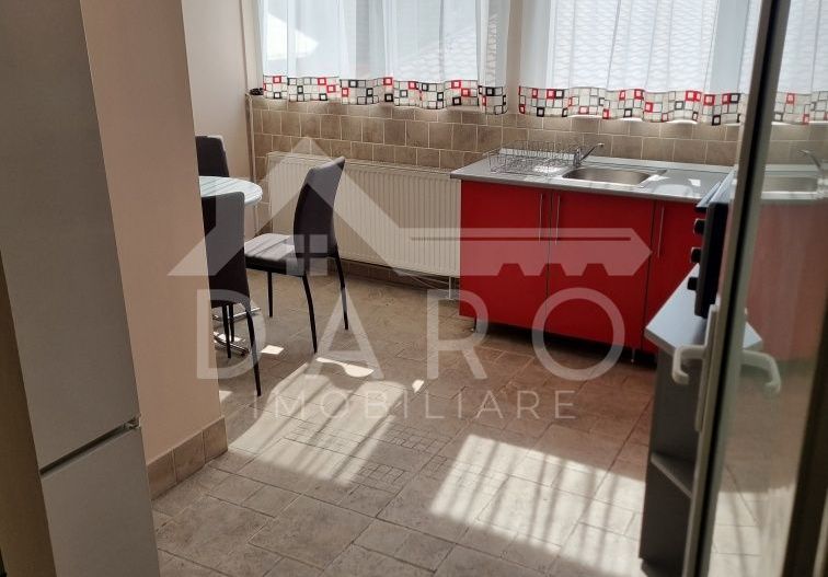 De închiriat apartament deosebit ultracentral, 3 camere, 2 băi, utilat - Poză 3