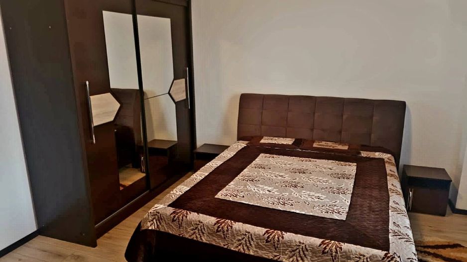 Apartament de inchiriat - Poză 1
