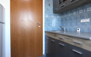 Aradului; decomandat, bucatarie inchisa. Parcare privata inclusa. - Poză 15