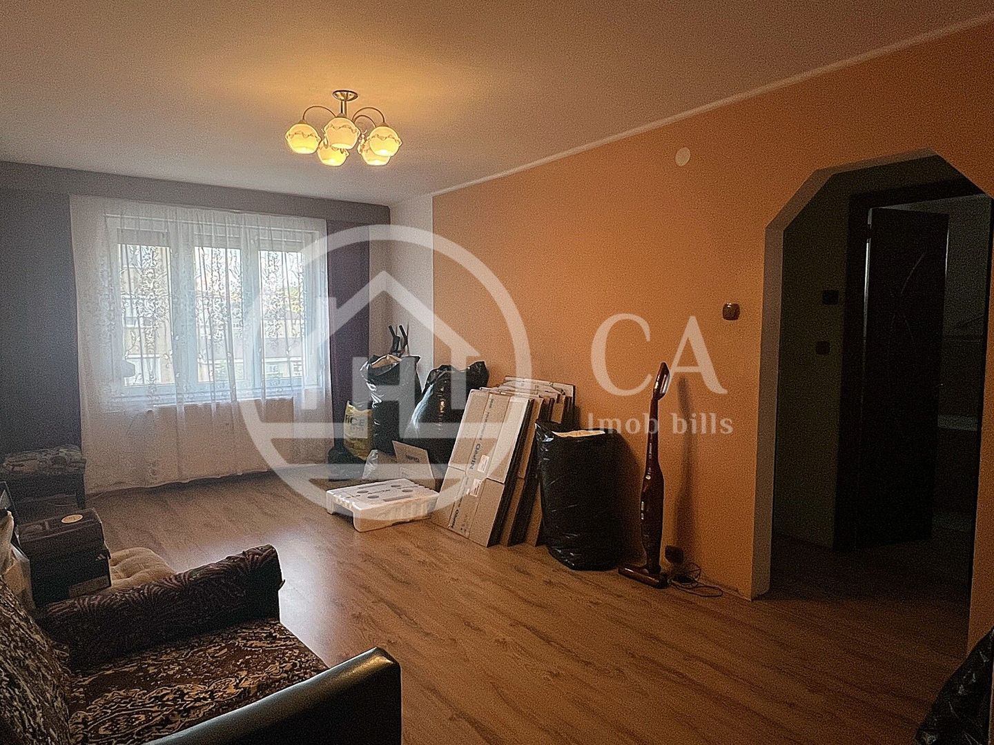 Apartament cu 4 camere de vanzare in Rogerius Oradea - Poză 6