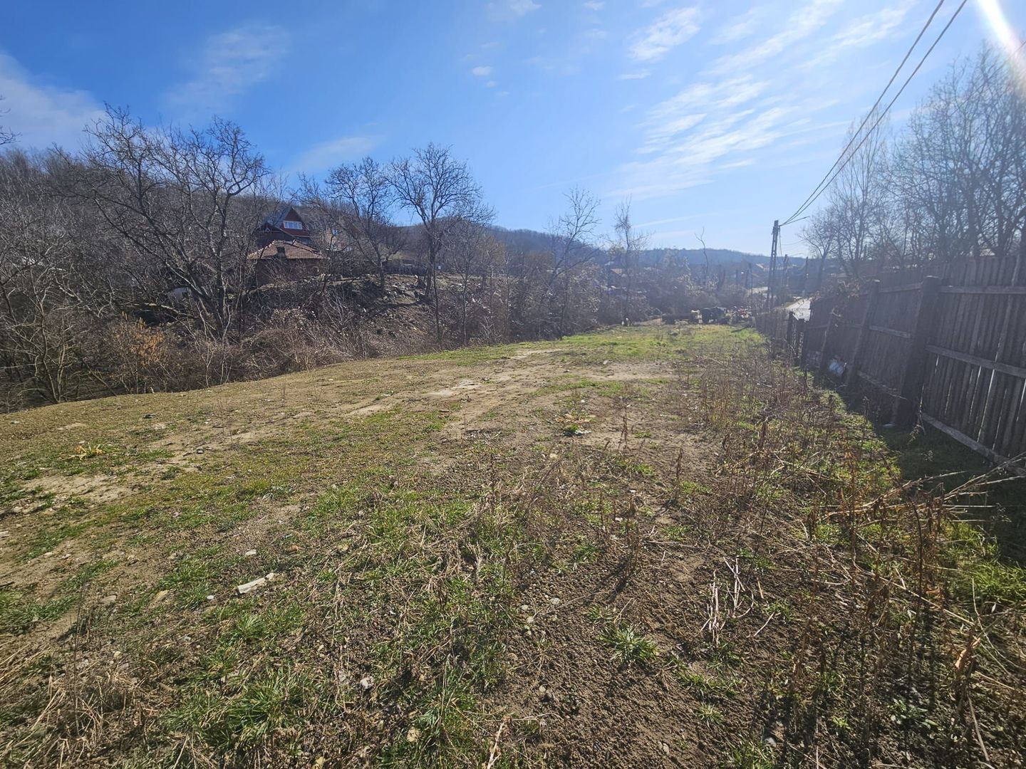 Teren 690 mp, deschidere 50 m, utilități – 1 km Primăria Ștefănești - Poză 1