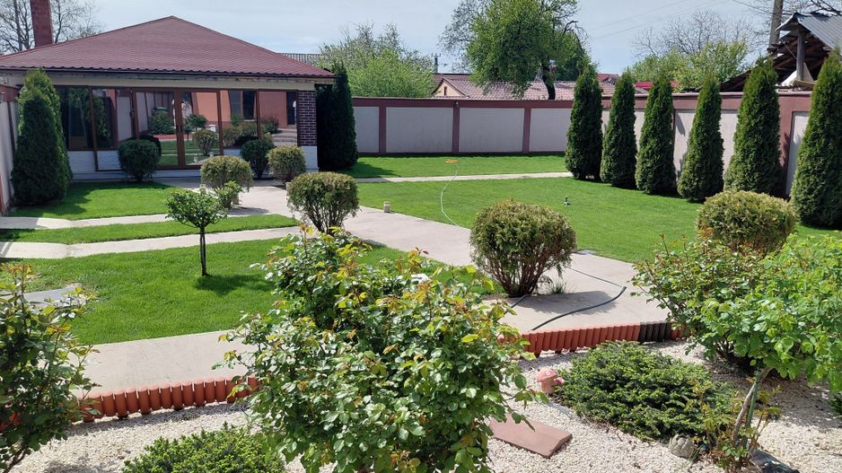 Casă complet utilată cu curte de poveste – la câteva minute de Galați! - Poză 1