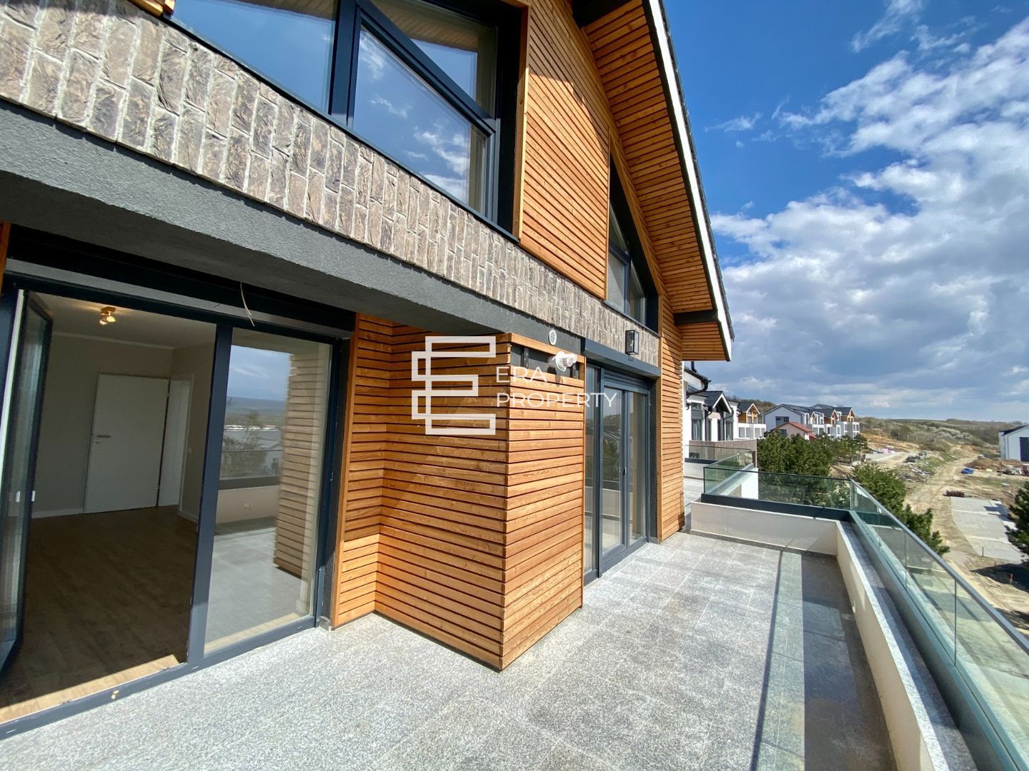 Penthouse 5 camere- 128,54 mp utili-terasa 15mp  -zona Aeroport Sibiu - Poză 14