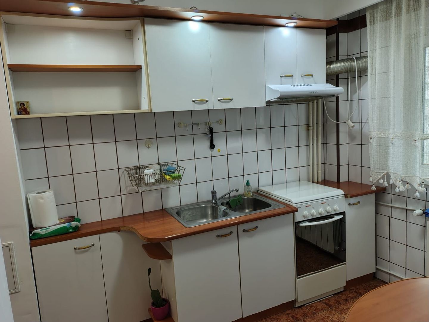 De Închiriat Apartament 2 camere, Obor,complet mobilat/utilat, boiler, AC - Poză 10