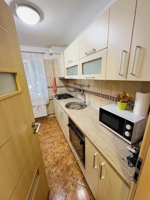 AP. 3 CAMERE - PIATA SUDULUI, PARCARE ADP, BUCATARIE INCHISA, METROU - Poză 3